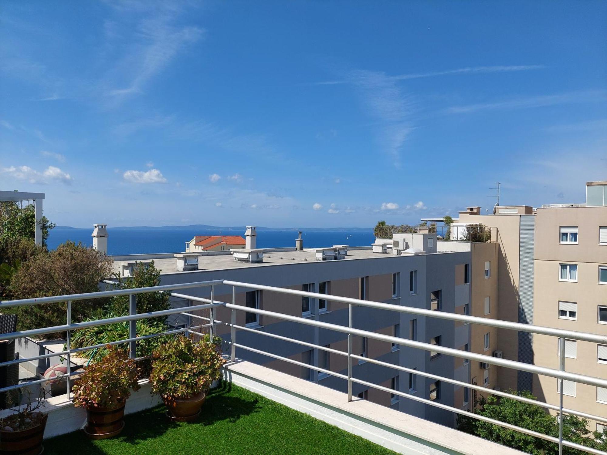 Penthouse Znjan Apartment Split Exterior photo